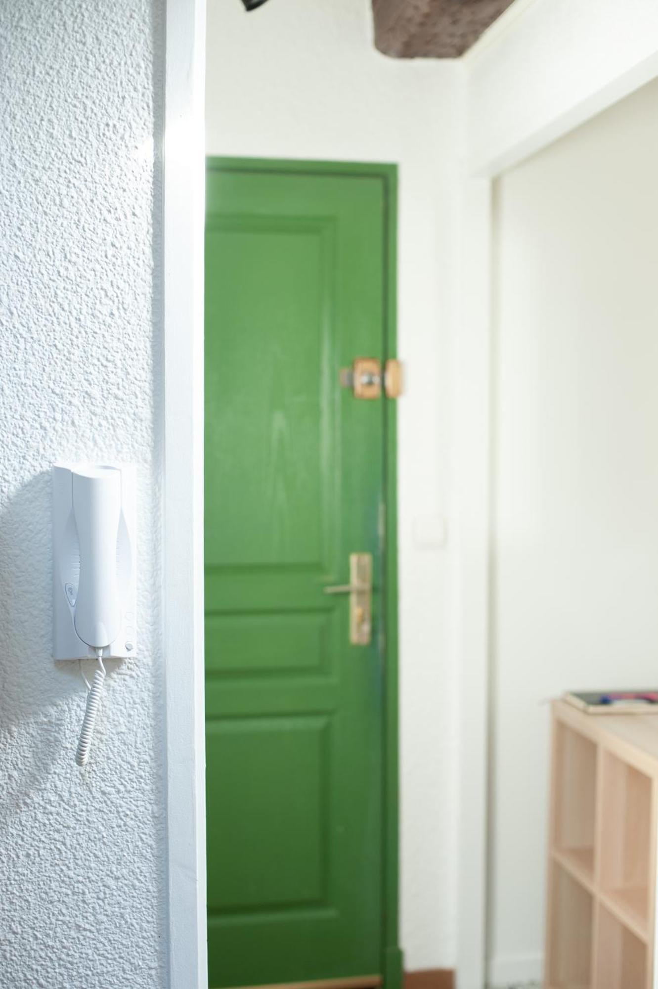 Appartement Chaleureux Au Pied De La Cite Avec Parking Carcassonne Exterior foto
